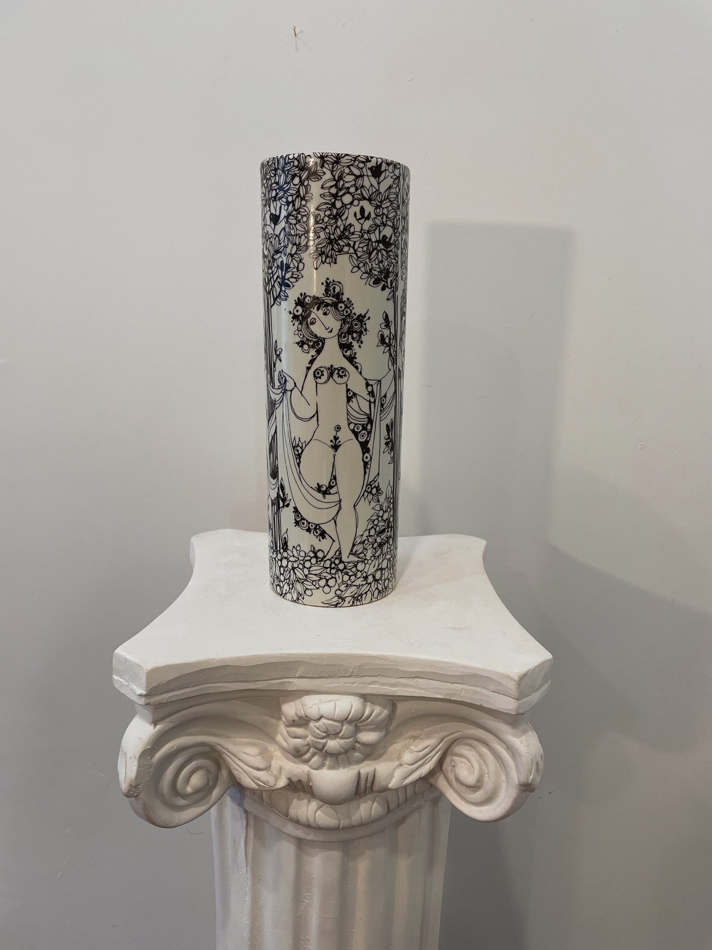 Tre Gratier “Three Graces” Vase
